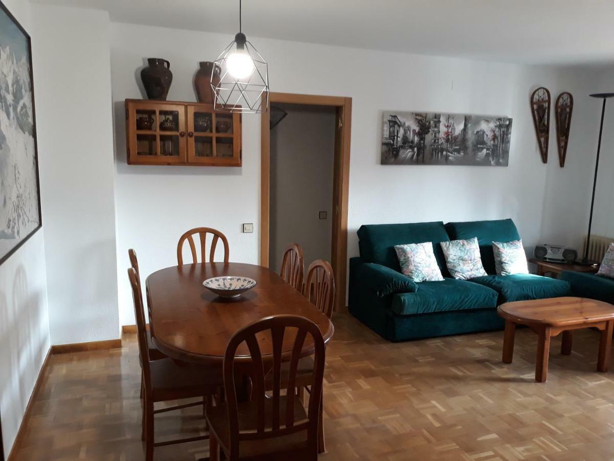 Los Sauces II Jaca Exterior foto